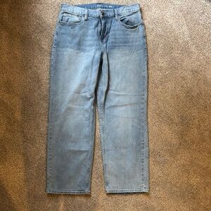Men’s loose fit jeans